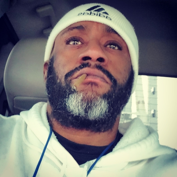 Meet your Posher, Dana - Picture 2 of 4